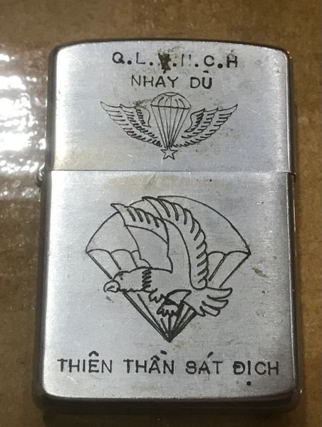 Vietnam War- QLVNCH Nhay du " Thien Than Sat Dich " Zippo Lighter