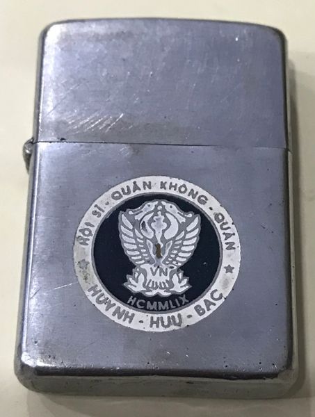 Vietnam War - VNAF Officer " Huynh Huu Bac " HCMMLIX Zippo Lighter