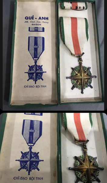 ORIG 60s Vietnam LeaderShip Medal