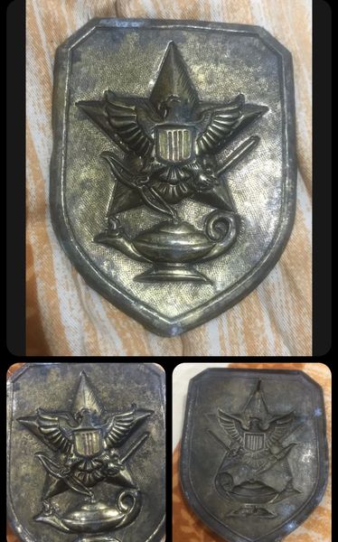 Vietnam War - USAR Badges
