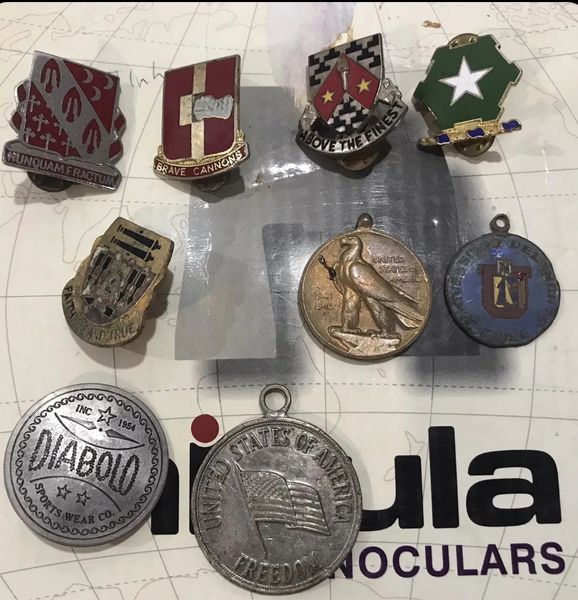 Combo 9 pcs American Badges