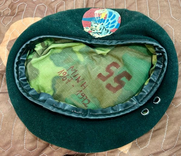 Original Vietnam War 1967-72 South Vietnamse “ Minh “Tiger Airborne Nhay Du Beret Size 55