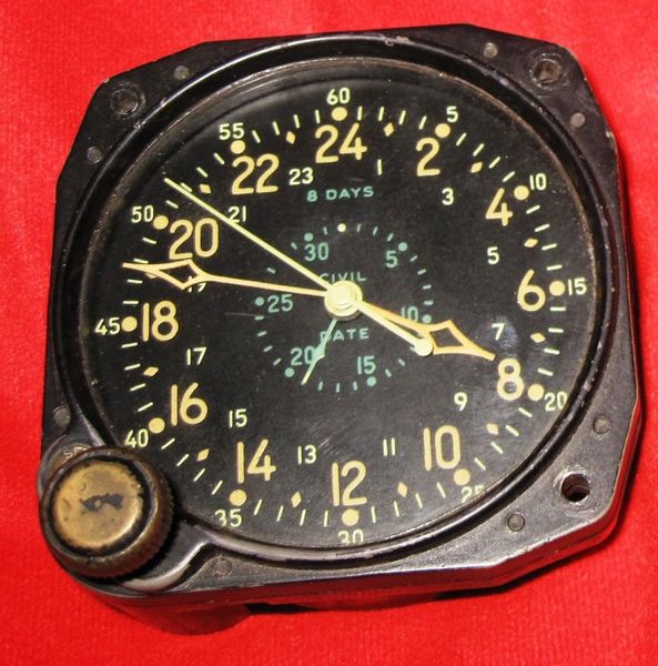 US WAR CIVIL 8 DAYS WATCH 24 HOURS CLOCK VINTAGE DATE ON AUG 30 1949 WALTHAM