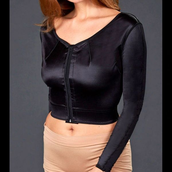 Bolero Style Arm Garment Black 1/EA  Mera Medical Supplies - Based in  Toronto, Ontario, Canada