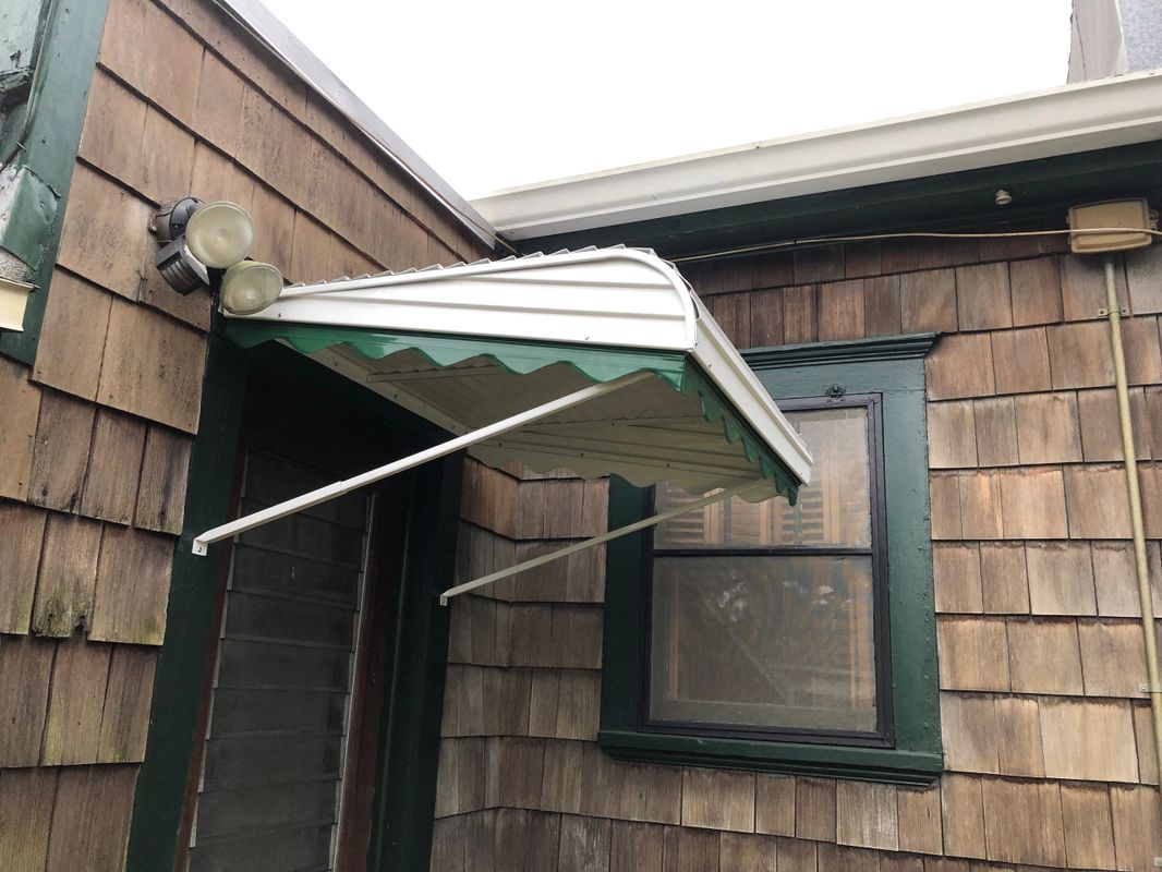 Custom Aluminum Awnings