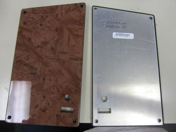 PACCAR Woodgrain Panel 17-04359-001