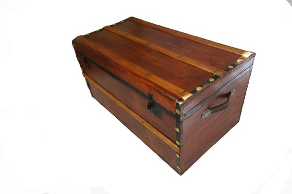 steamer trunk tin, Large Antique Steamer Trunk Coffee Table Flat Top  Slatted Wood and