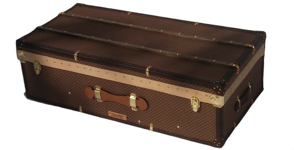 louis vuitton bar trunk