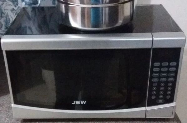 JSW 1.1" Microwave Oven (8 in stock)