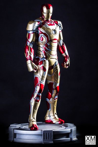 PREMIUM COLLECTIBLES: IRON MAN MARK XLII STATUE (MOVIE VERSION) <SOLD OUT>