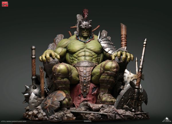 Queen Studios 1/4 Green Scar Hulk Statue Premium (Pre Order)