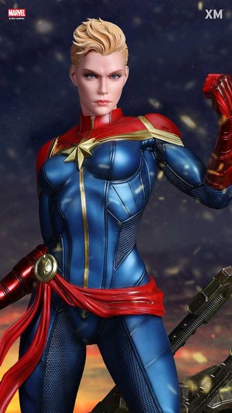 XM 1/4 Captain Marvel w/Plaque (Pre Order)