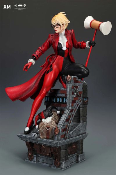 XM 1/4 Harley Quinn (Batman: White Knight) - Regular Version