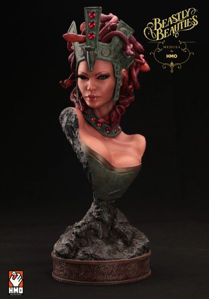 Beastly Beauties - Medusa Bust <HKD>