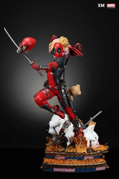 XM 1/4 Lady Deadpool (Pre-Order) Before 22 Jun