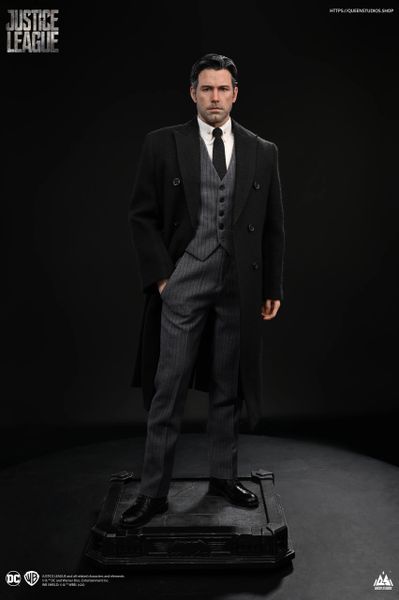 Queen Studios Bruce Wayne (Ben Affleck) 1/4 Statue (Pre Order)