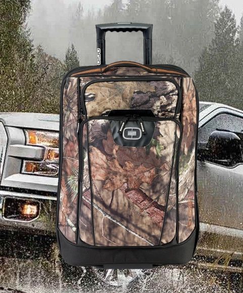 Realtree 2024 camo suitcase