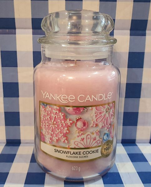 Yankee Candle Scented Candle  Snowflake Cookie Large Jar Candle