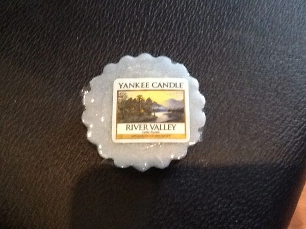 Yankee candle river valley wax tart