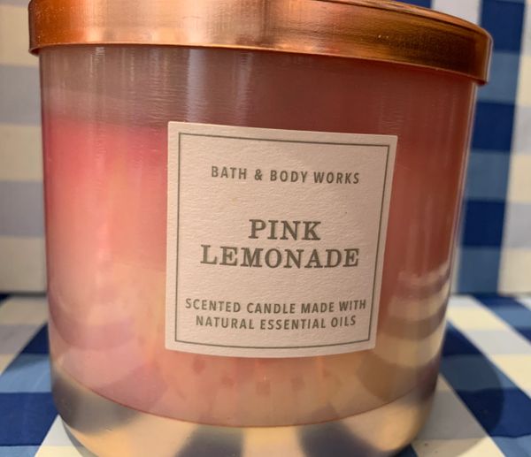 bath and body works pink lemonade candle