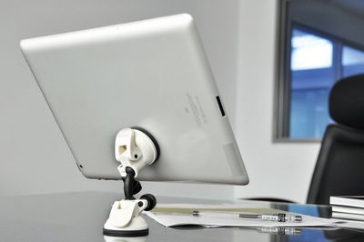 feca suction cup phone and tablet holder i1