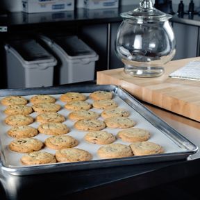 Sheet Pan Cookie Sheet Baking Pan 19 Gauge Aluminum Bun Pan Non