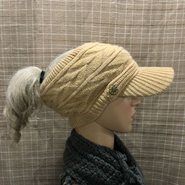 Caramel Sporty/Close out