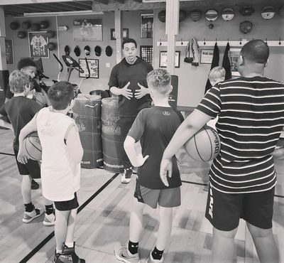 Middle School
Basketball Training
skills drills 
Indianapolis 