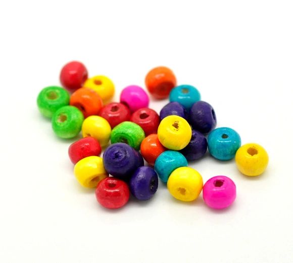 The Bead and Button Box - 500 Mixed Colours Wooden Beads. Round Shaped. 6 x 5mm (approx). Ideal for jewellery making, decorations, hair braiding and other projects and crafts