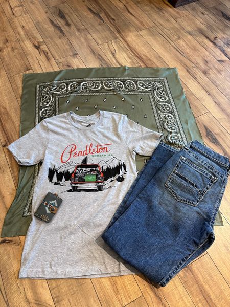 CLEARANCE Pendleton Camper Tee