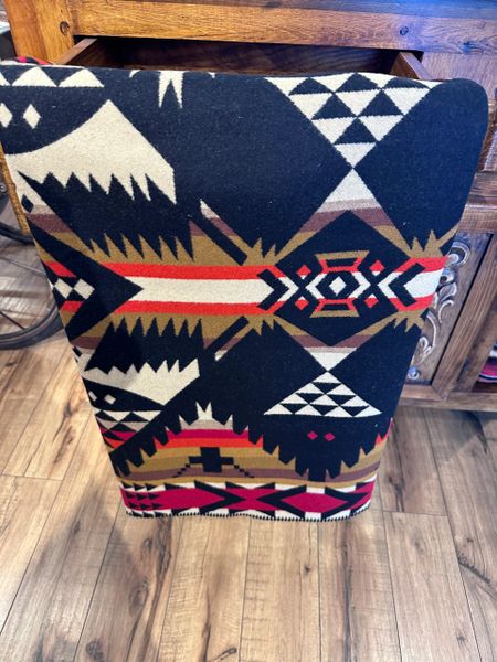 Nehalem Saddle Blanket (Black)