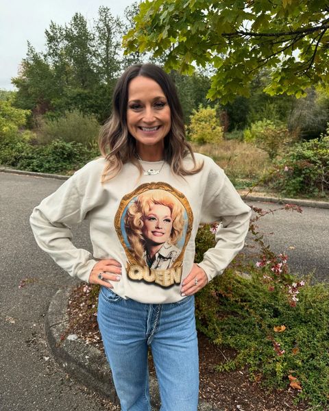 The Queen Sweatshirt
