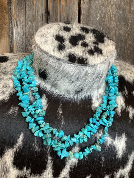 Magnesite Turquoise Necklace
