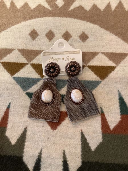 Hide With Stone Dangle Earrings