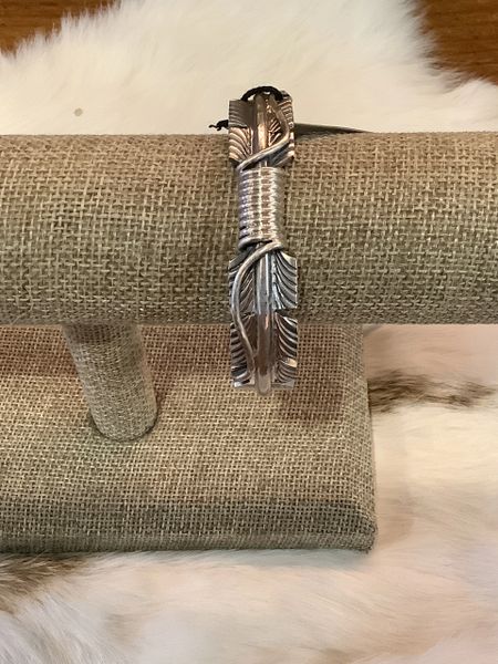 Twisted Feather Cuff