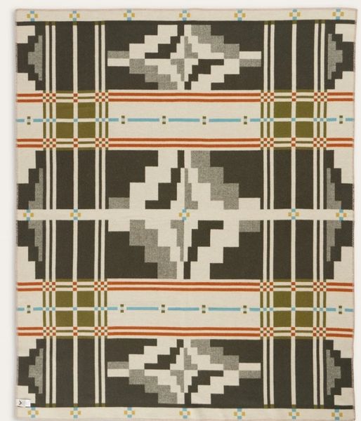 Pendleton Seven Springs Jacquard Napped Robe