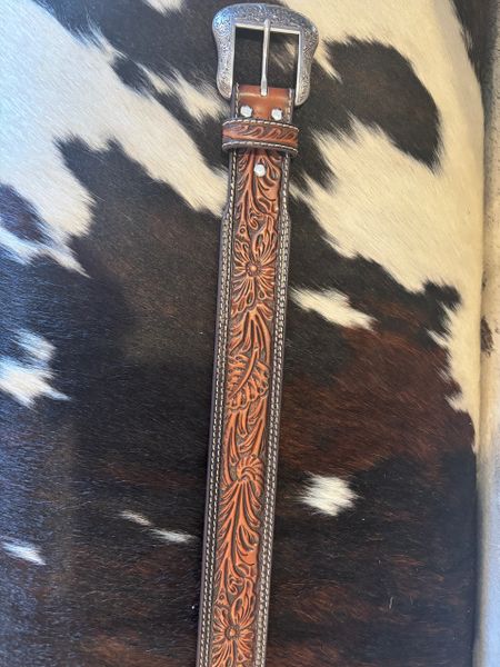 Men’s Floral Tooled Belt