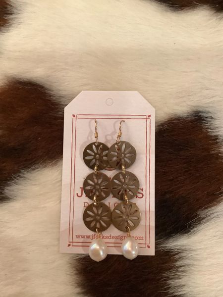 Flower Disc Pearl Stone Earrings