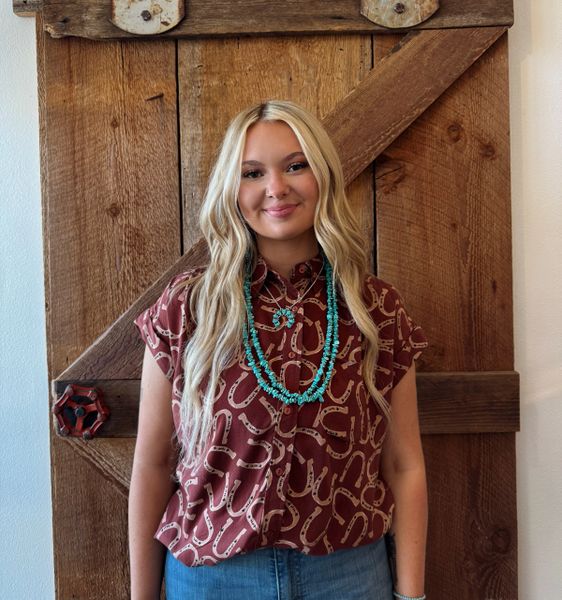 Horseshoe Honey Button Up