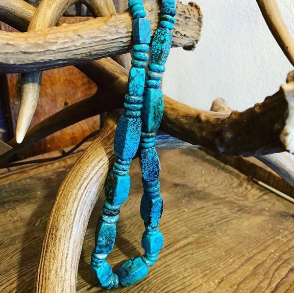 Chunky Turquoise Bead Necklace