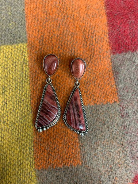 Spiny oyster earring 13832