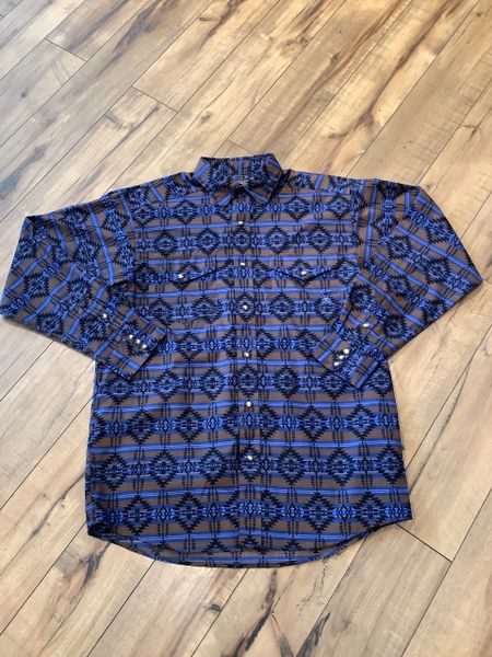 CLEARANCE Giannis Classic Snap LS Shirt