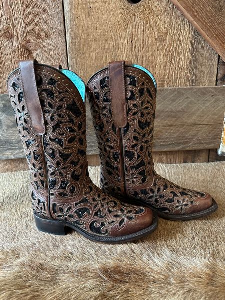 Tan/Black Inlay Boot