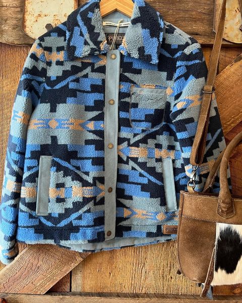 CLEARANCE Carico Lake Pullover