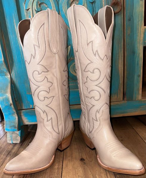 Belinda Stretch-Fit Boot