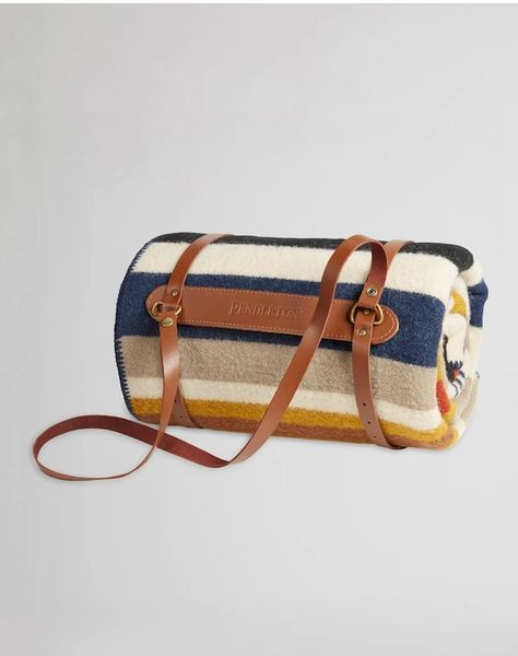 Bridger Throw w/Carrier (Cascade Stripe)