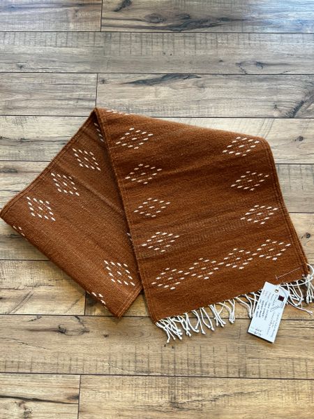 16"x6'6" Table Runner (Rust)