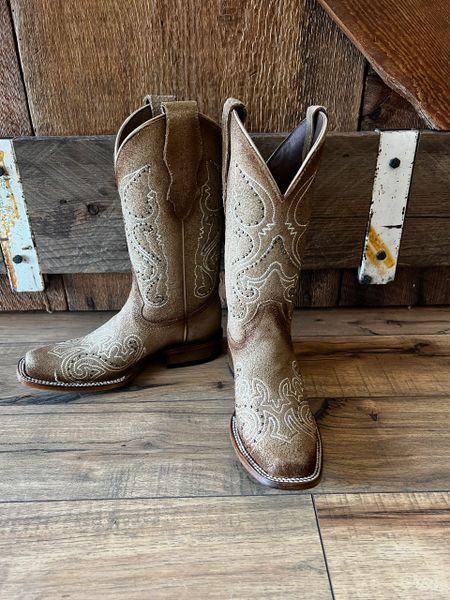 CLEARANCE Sand Embroidery Stud Boot