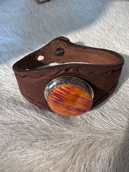 Spiny Oyster Leather Cuff