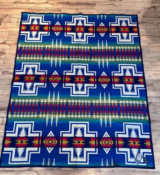 Century Harding Blanket Robe